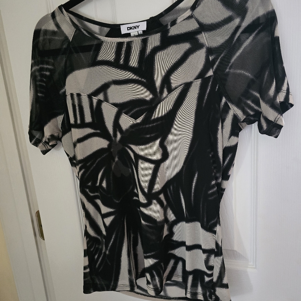 DKNY Short Sleeve Top